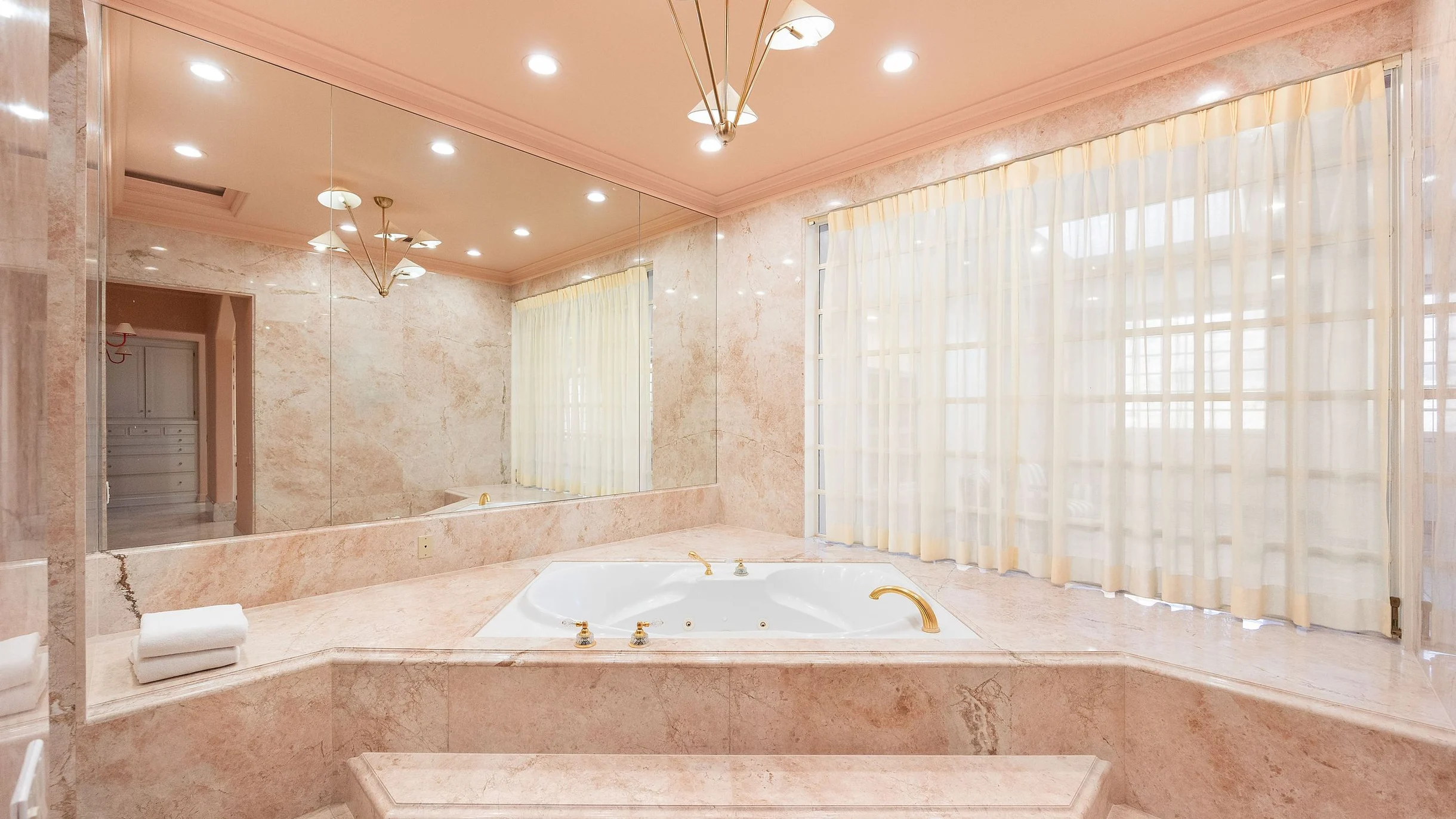 Wander Palm Springs Sands #128