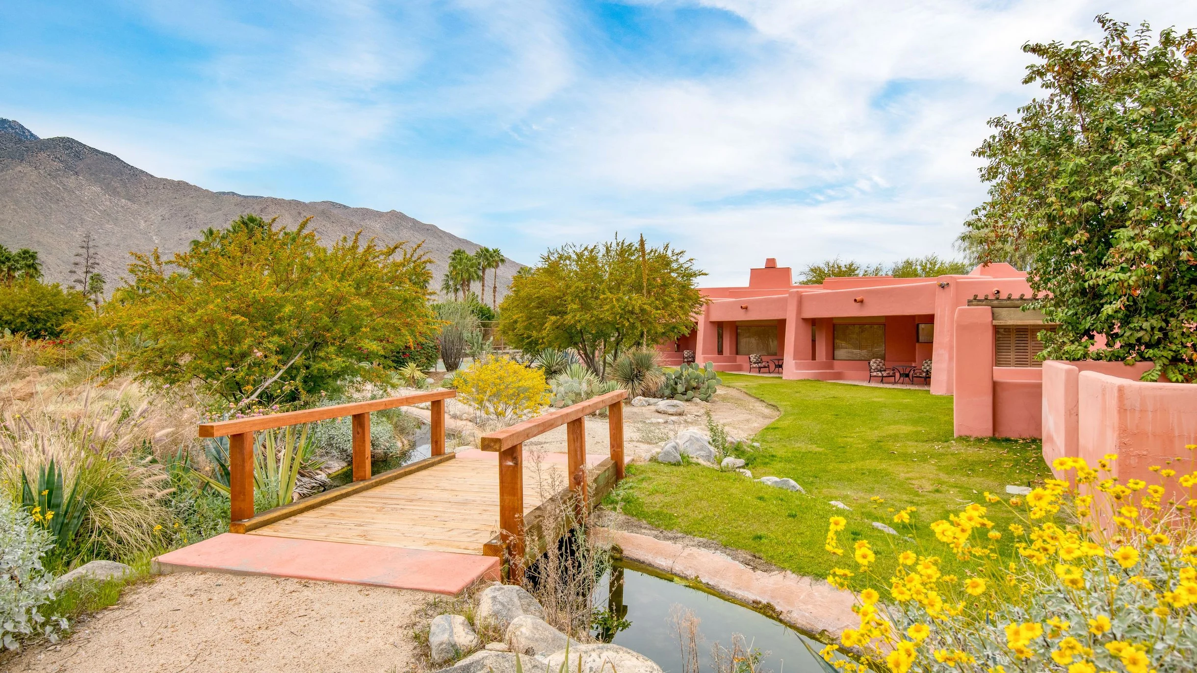 Wander Palm Springs Sands #135