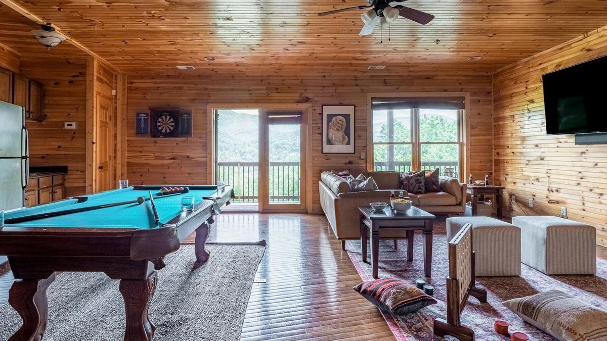 Wander Gatlinburg Smoky Ridge #34