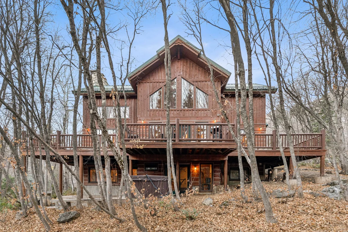 Escape Lodge #69