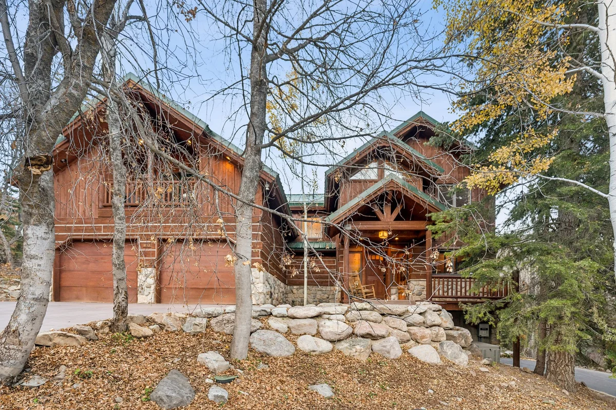 Escape Lodge #68