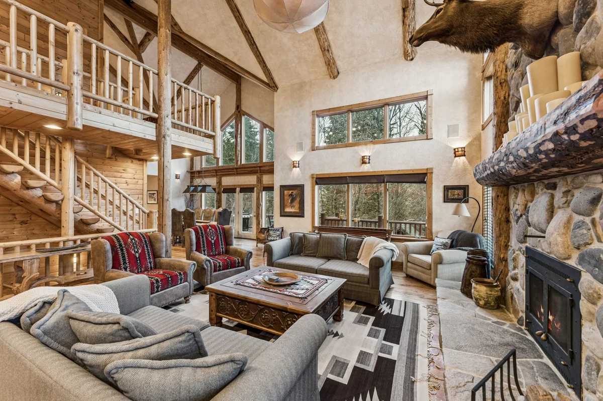 Escape Lodge #61