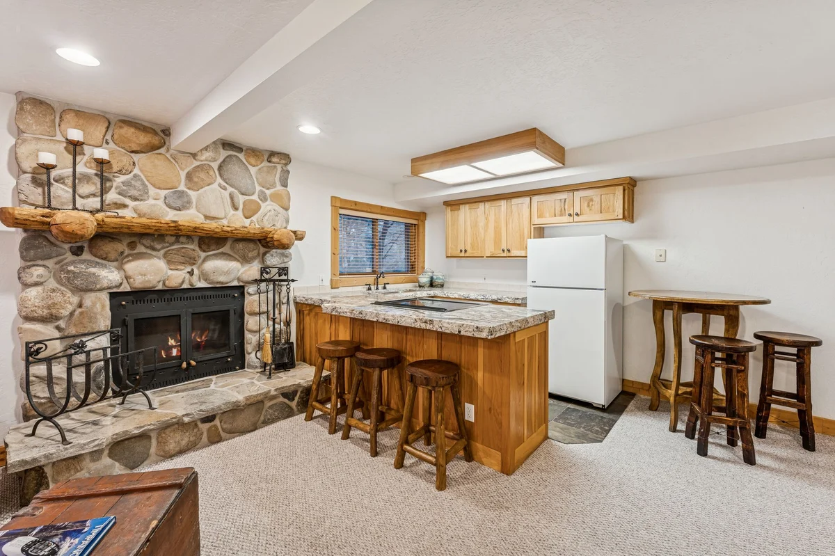 Escape Lodge #89