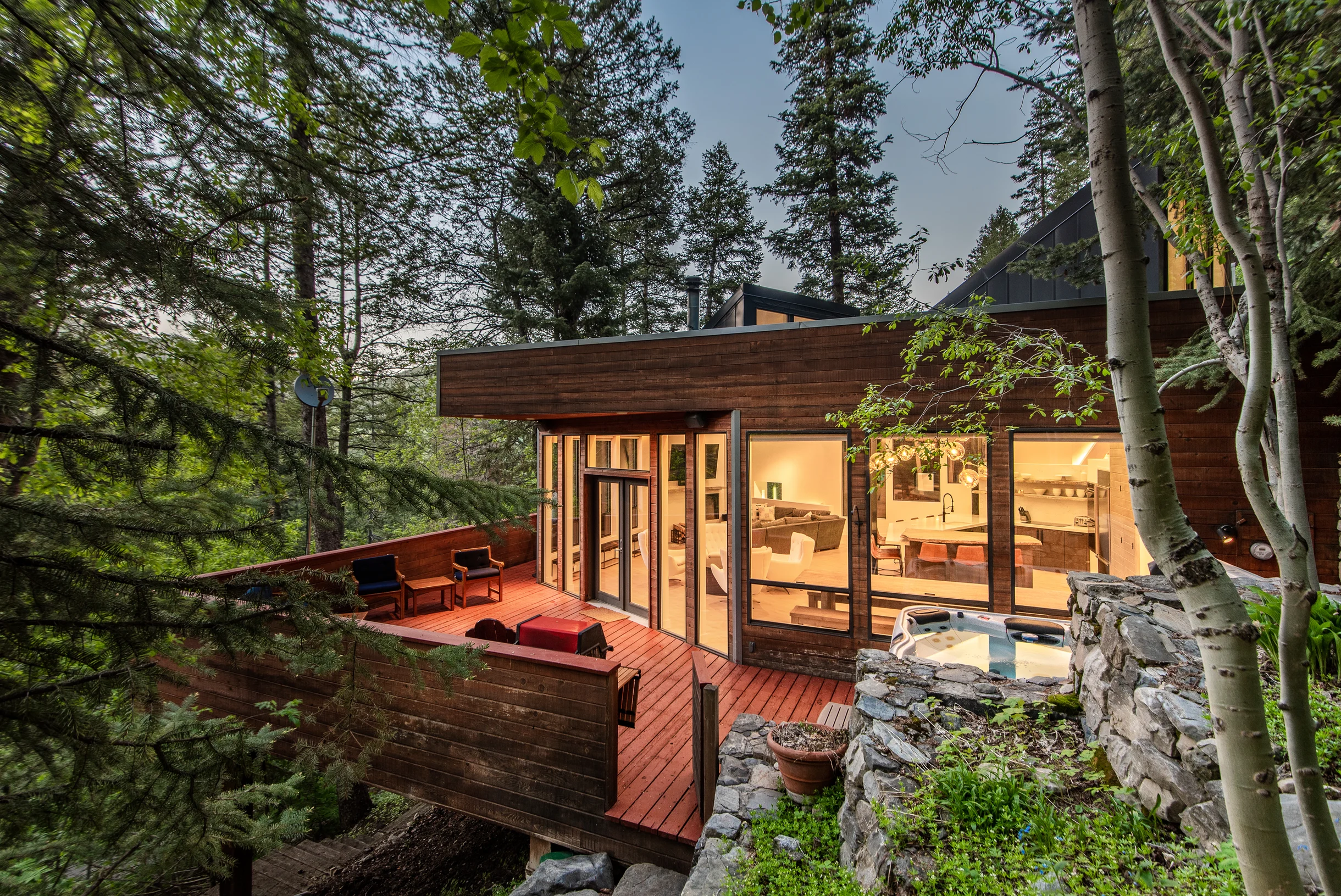 Modern Treehouse #27