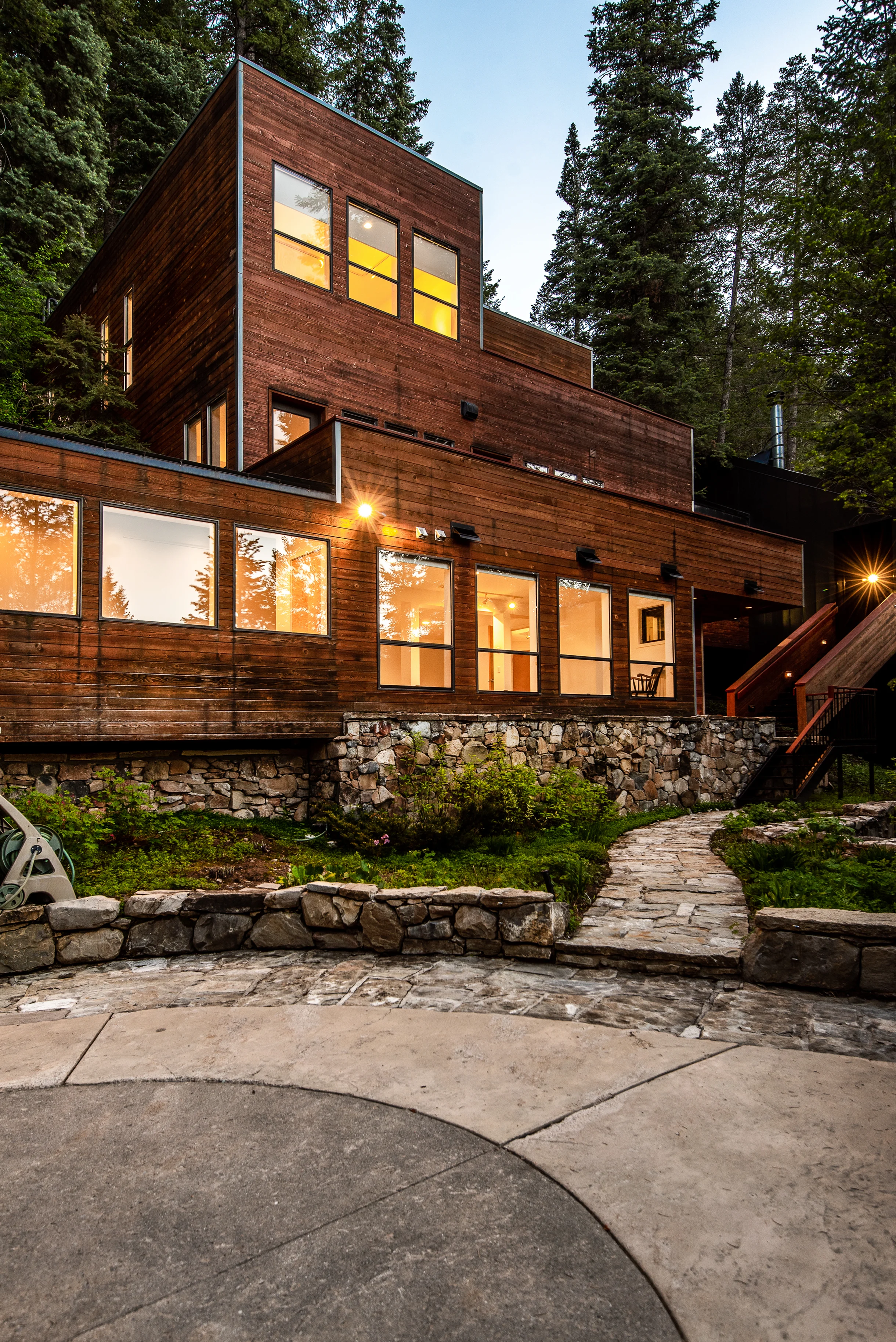 Modern Treehouse #50