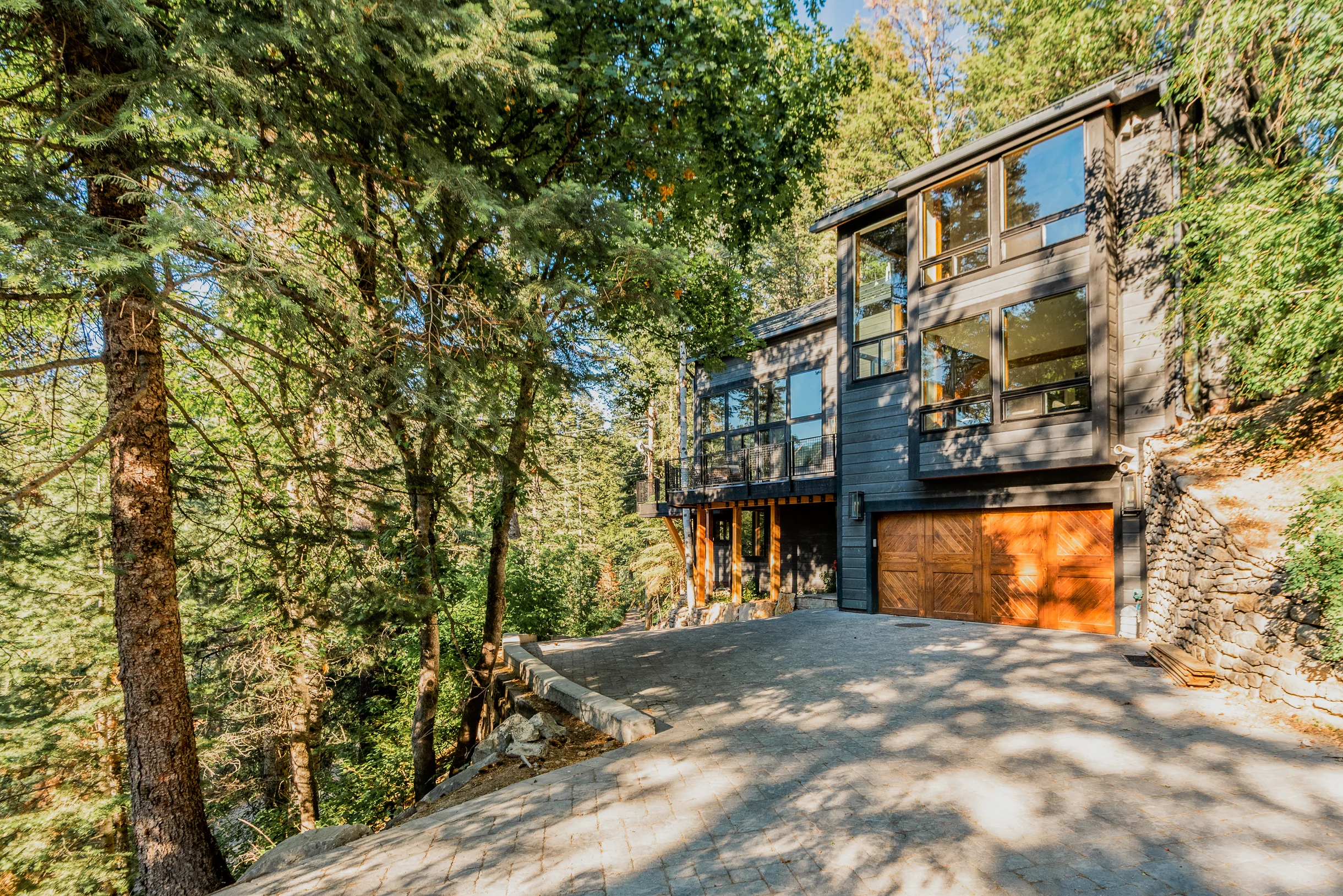 Mountain Modern #76