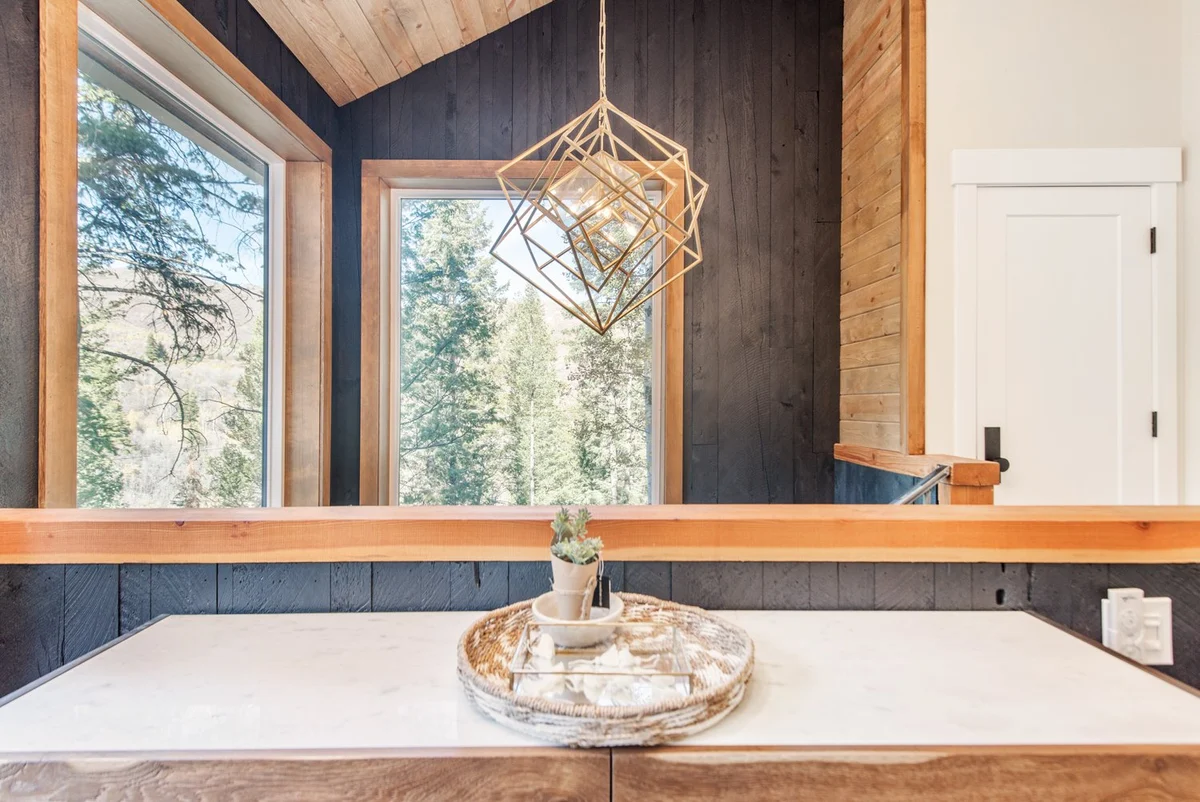 Mountain Modern #70