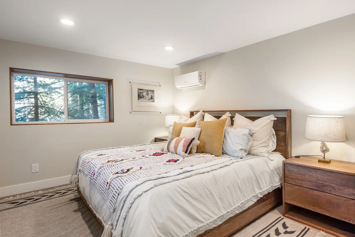 Mountain Modern #48