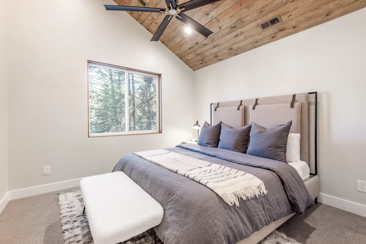 Mountain Modern #32