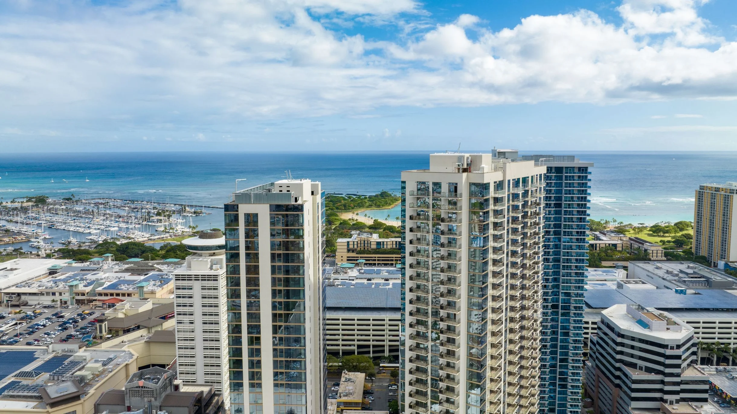 Wander Honolulu Skyline #92