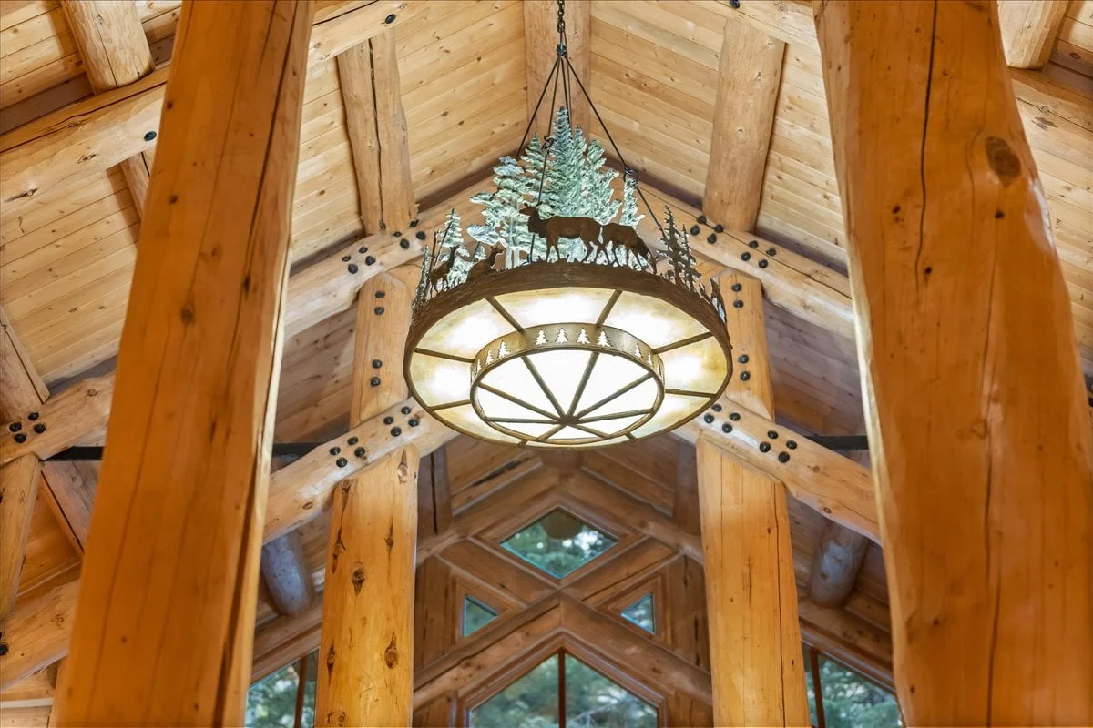 Treehouse Lodge #87