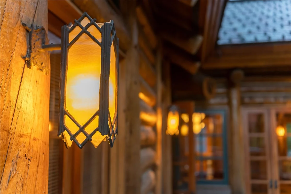 Treehouse Lodge #53