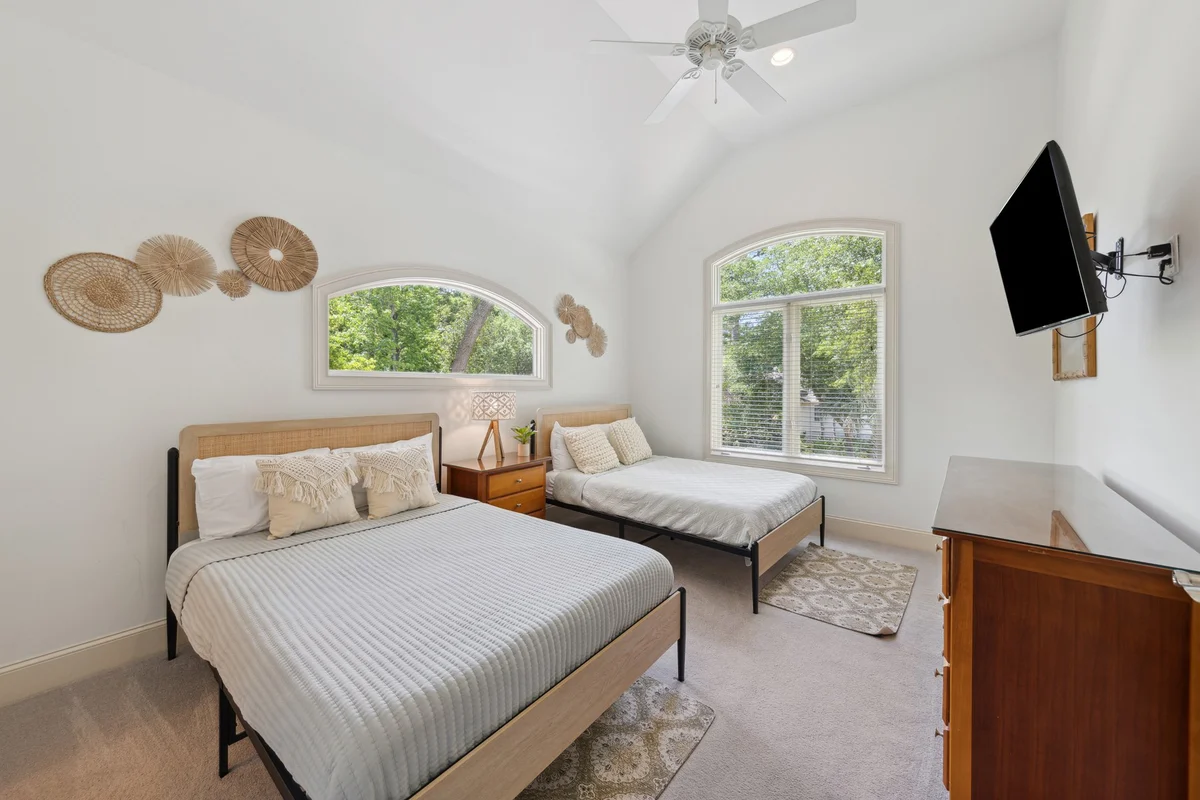 24 Cartgate #63
