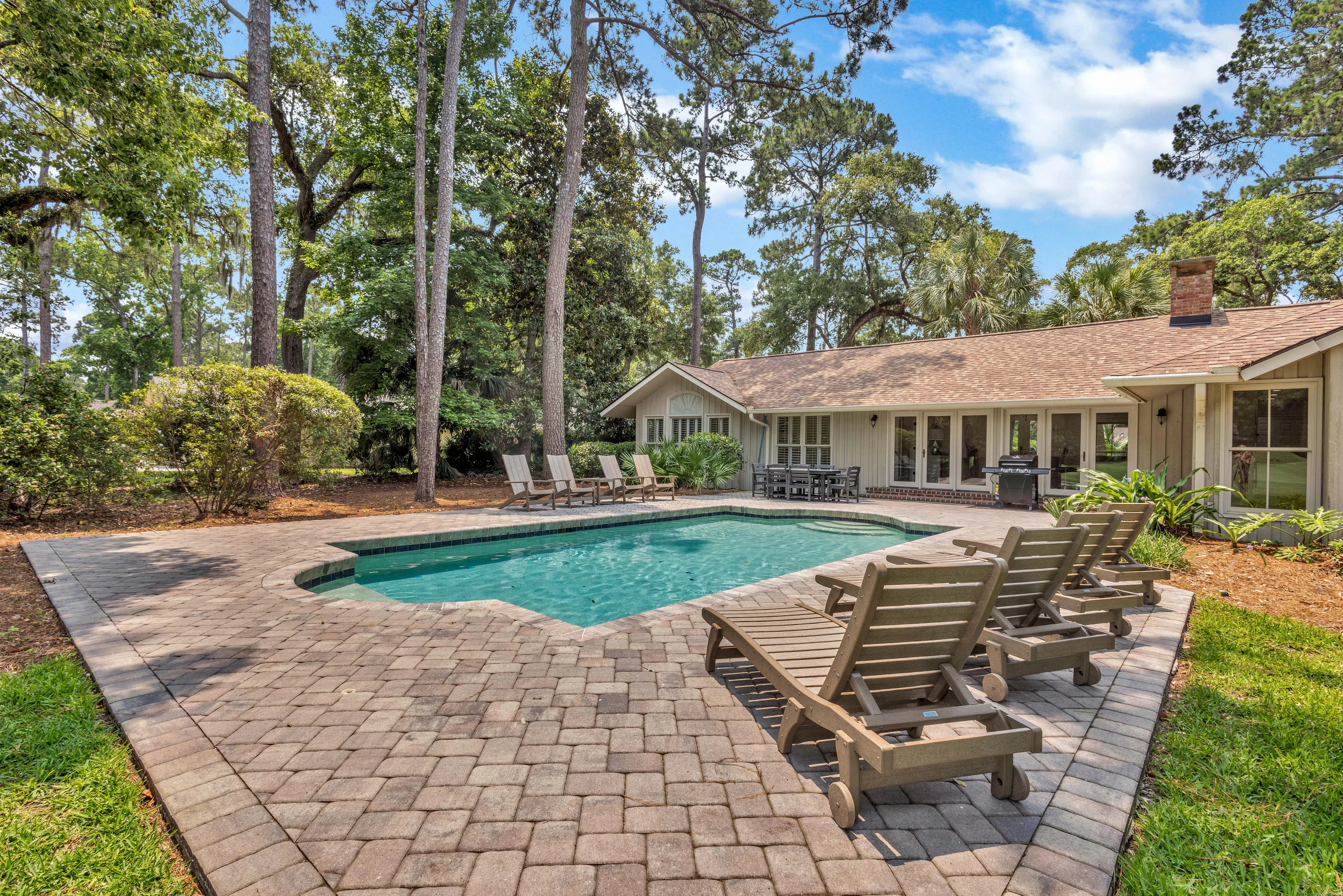 7 Red Maple Road #83
