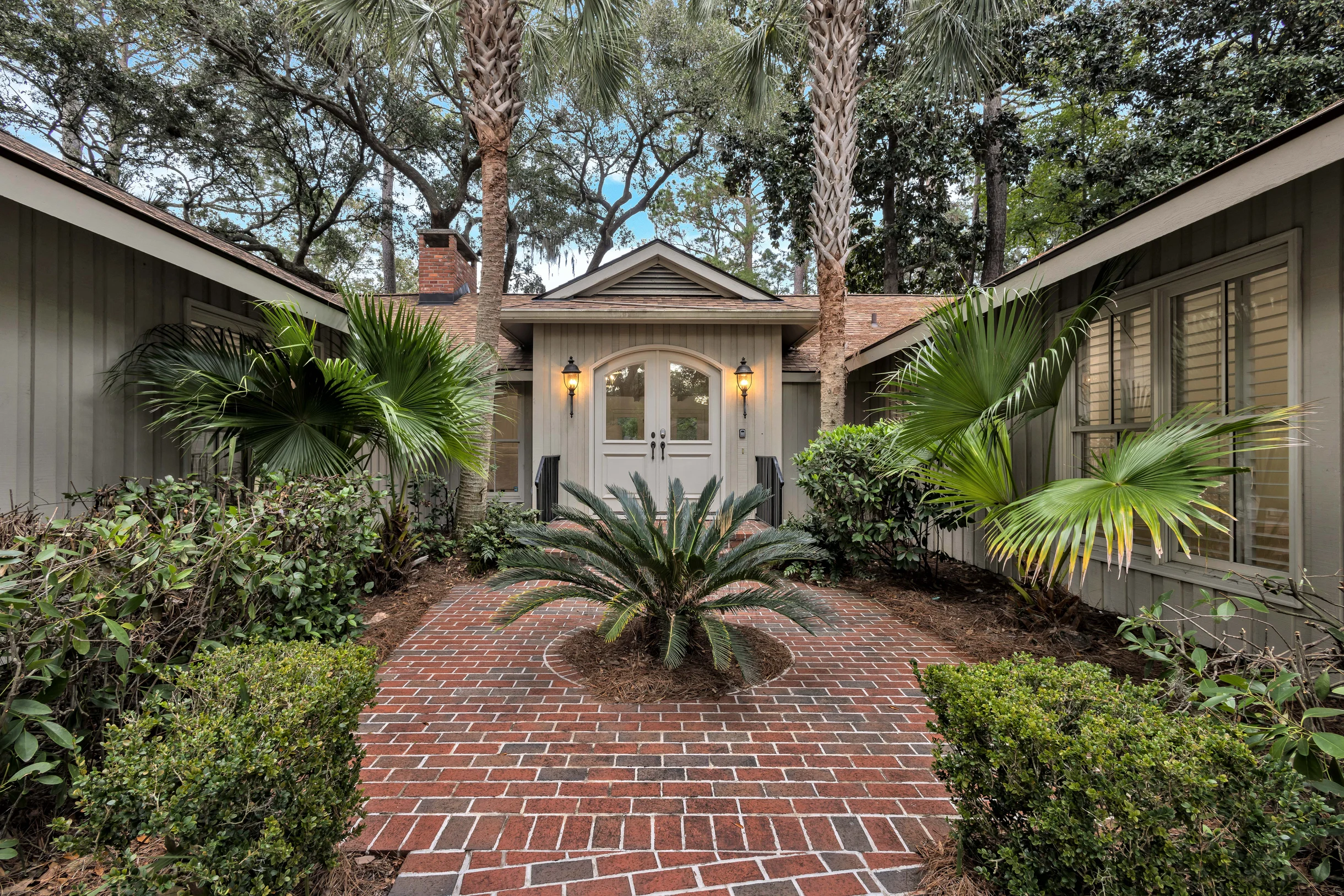 7 Red Maple Road #102