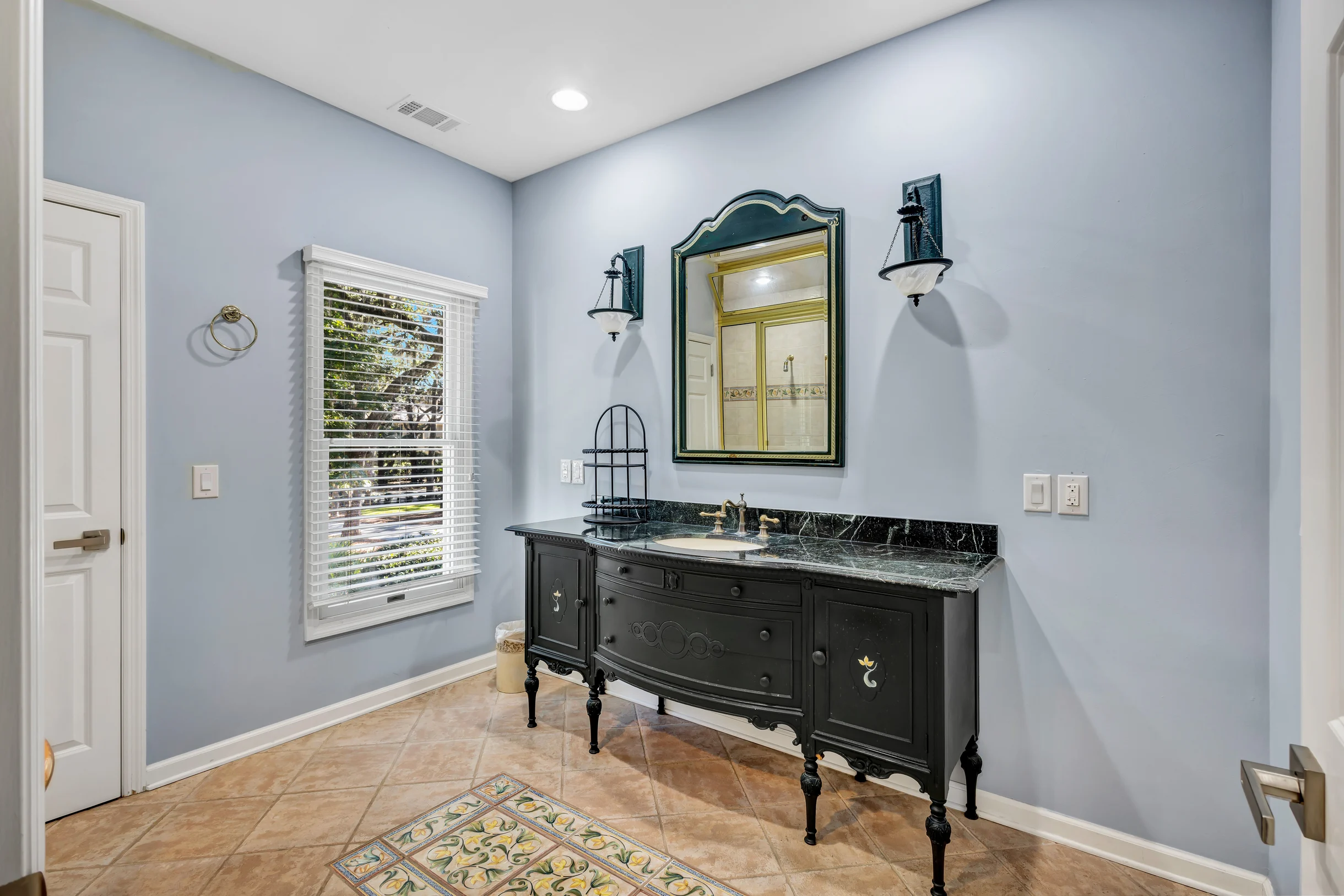 37 Sea Lane #121