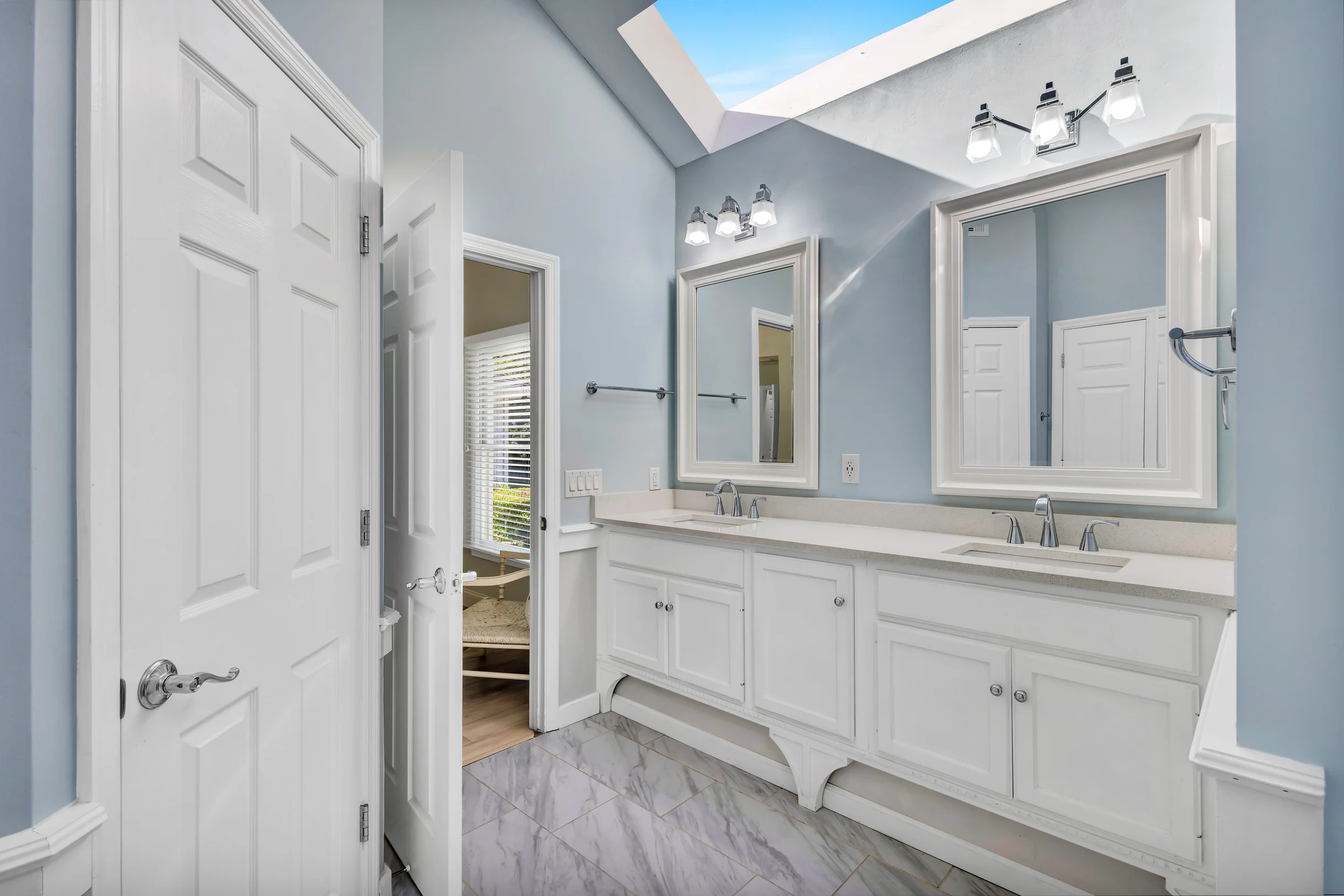 37 Sea Lane #164
