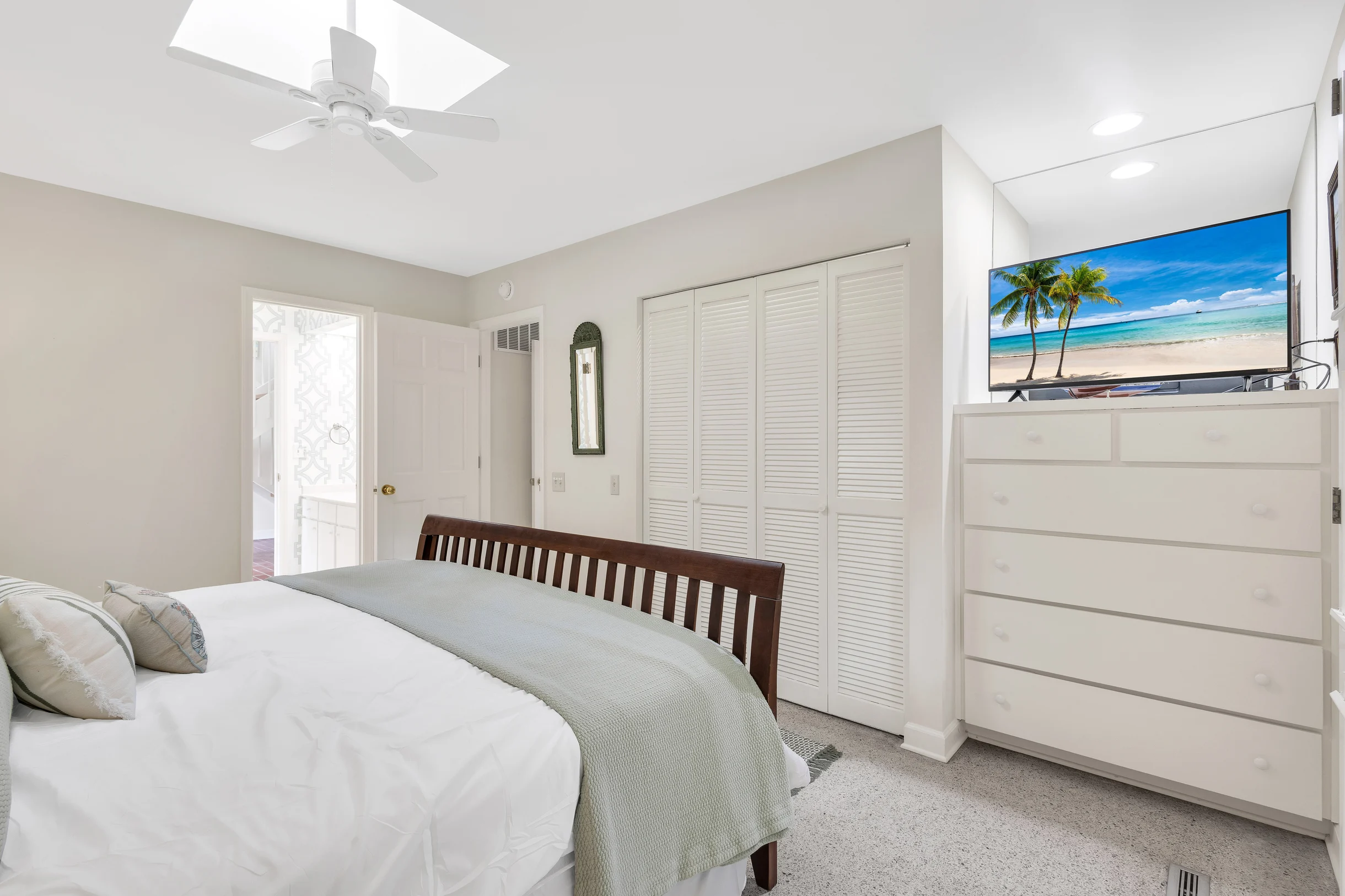 18 East Beach Lagoon #70