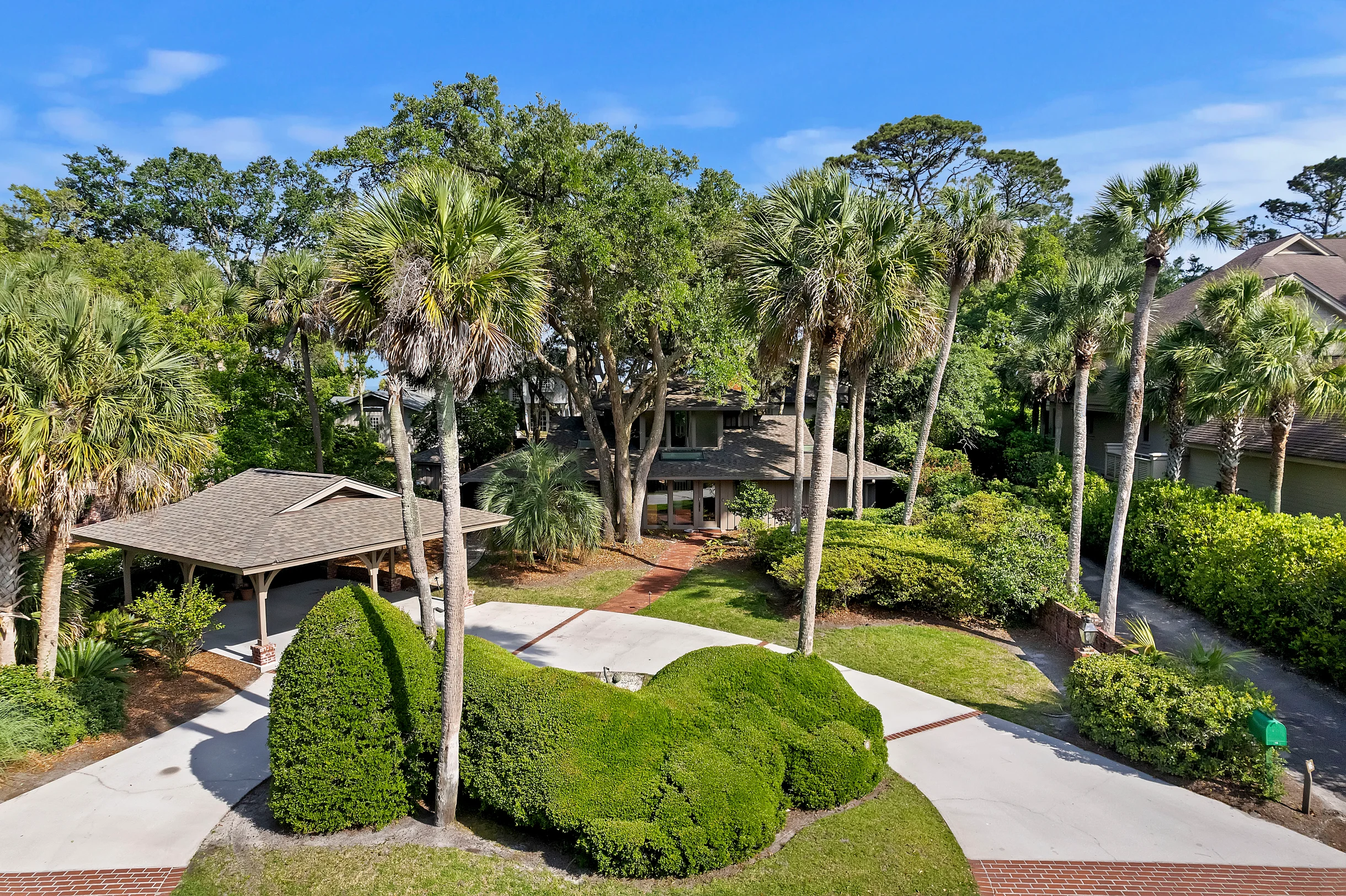 18 East Beach Lagoon #101