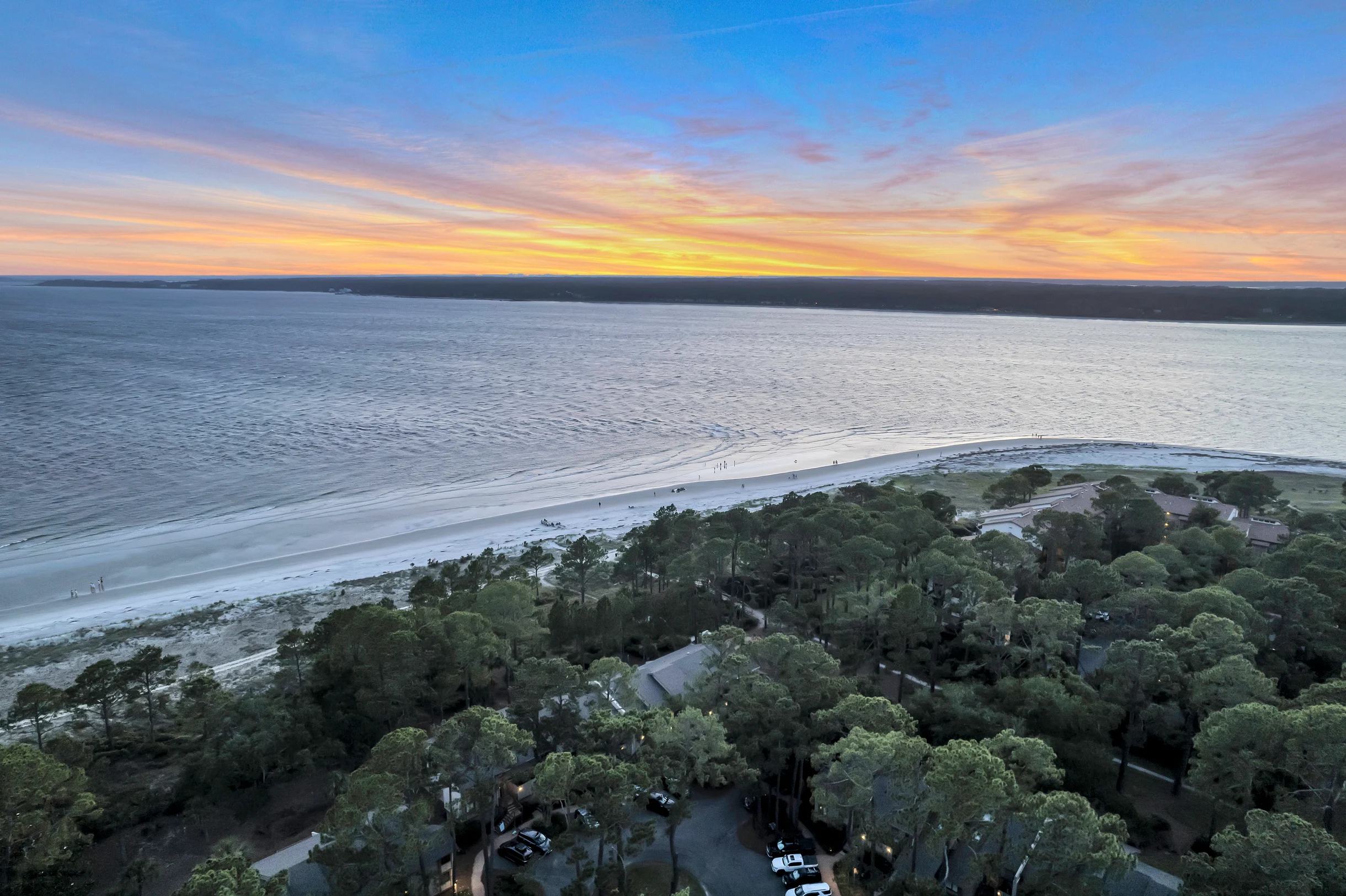 1418 South Beach Villas #105