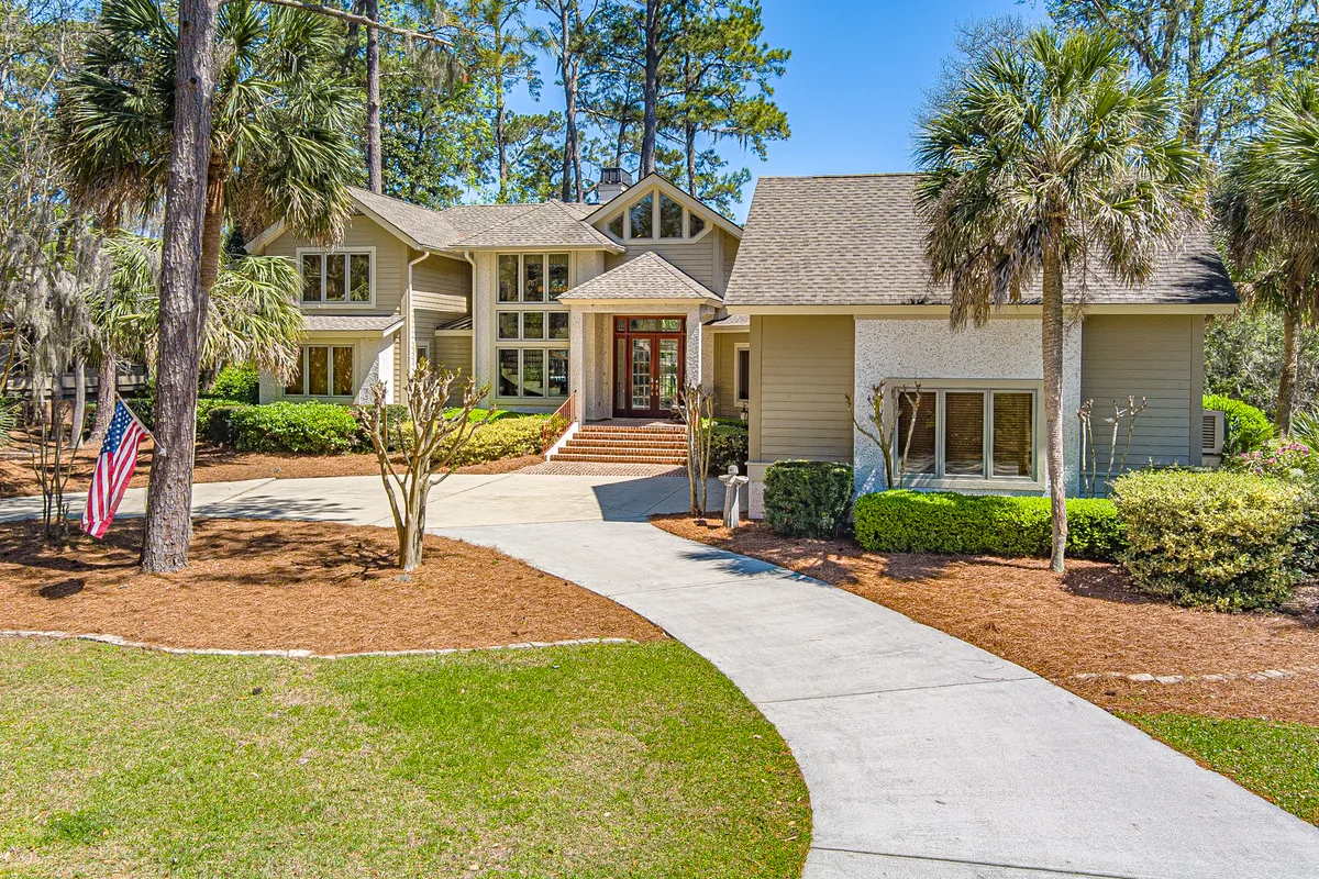47 Heritage Road #121