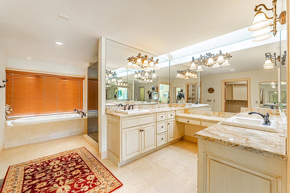 47 Heritage Road #135