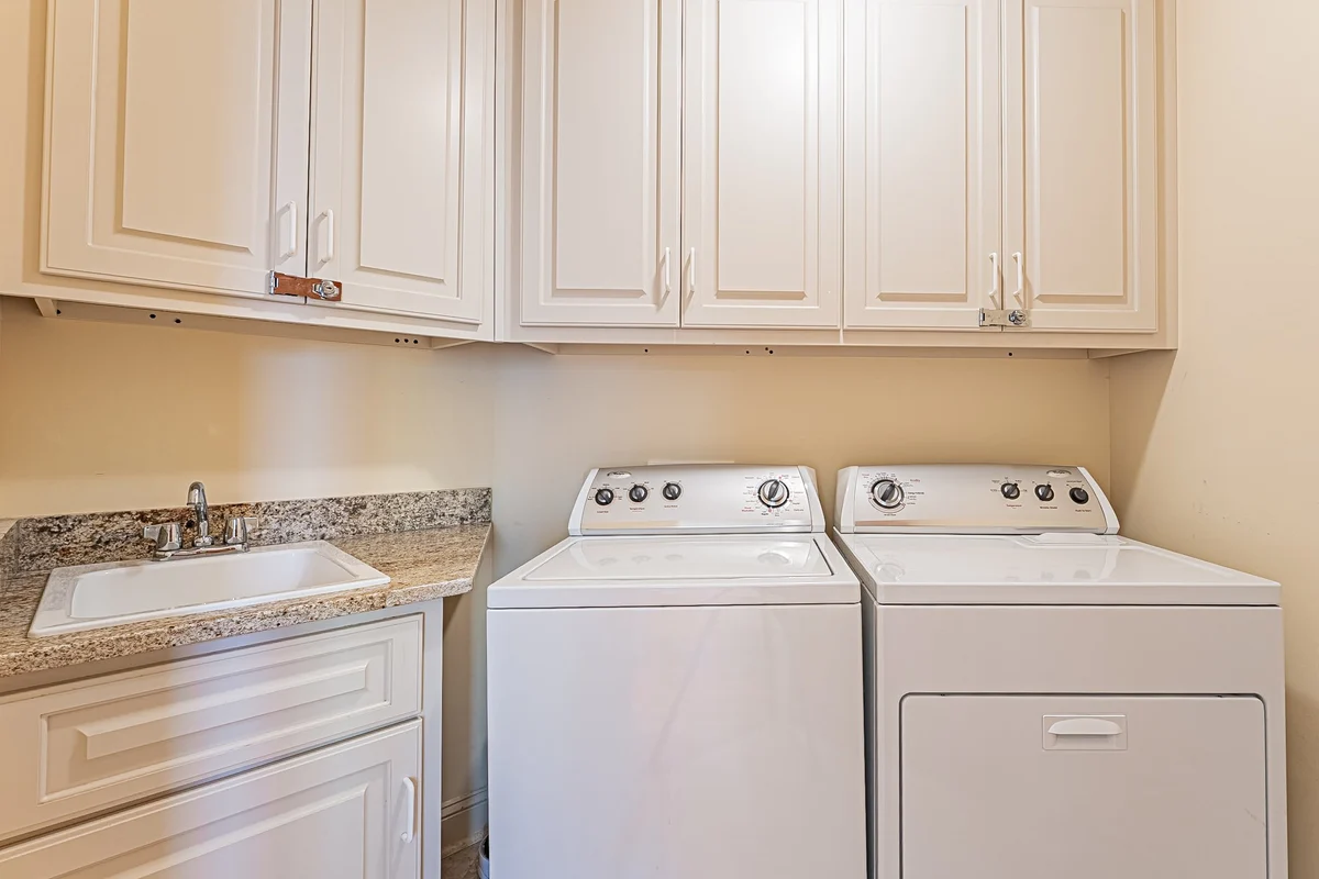 47 Heritage Road #102