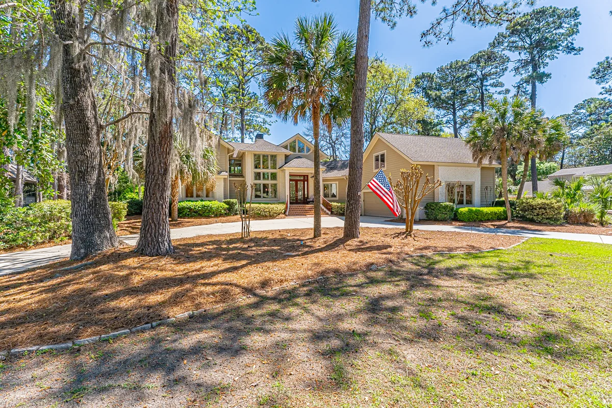 47 Heritage Road #100