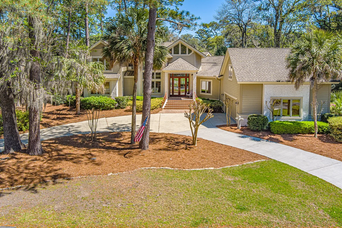 47 Heritage Road #129