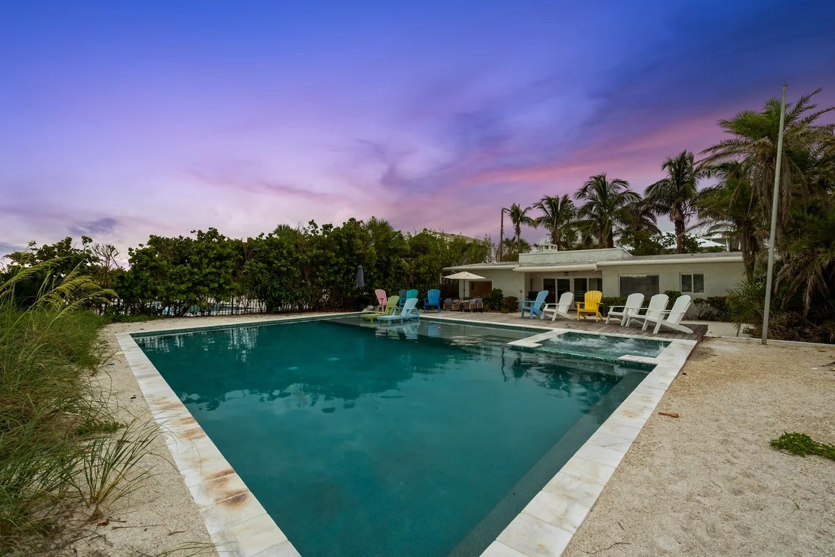 Wander Holmes Beach Golden #68