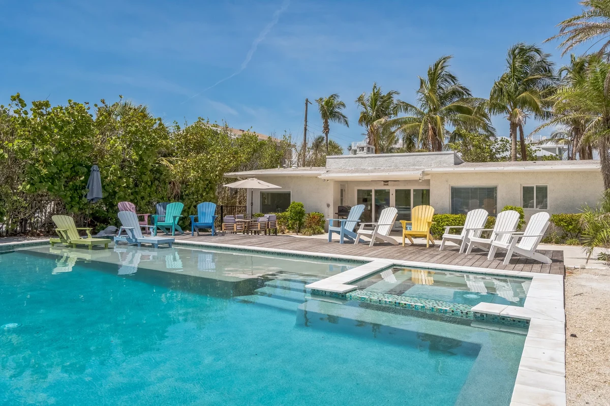 Wander Holmes Beach Golden #47