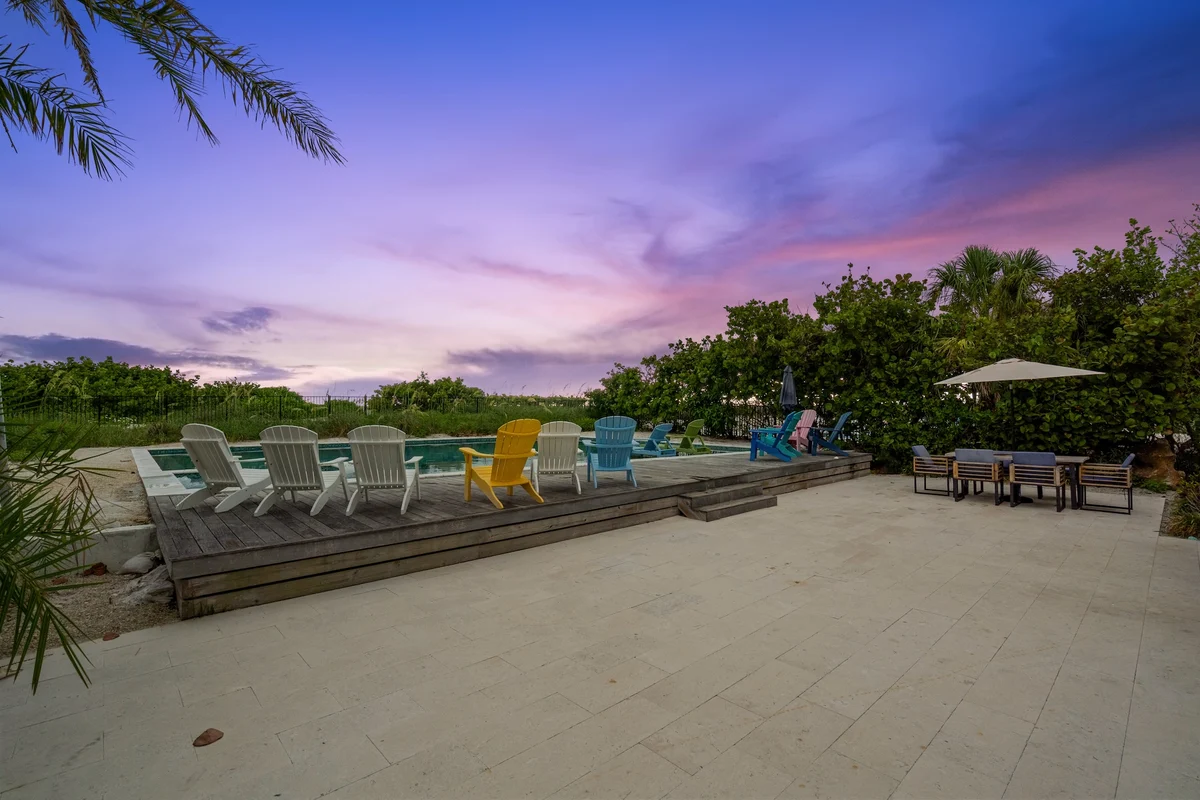 Wander Holmes Beach Golden