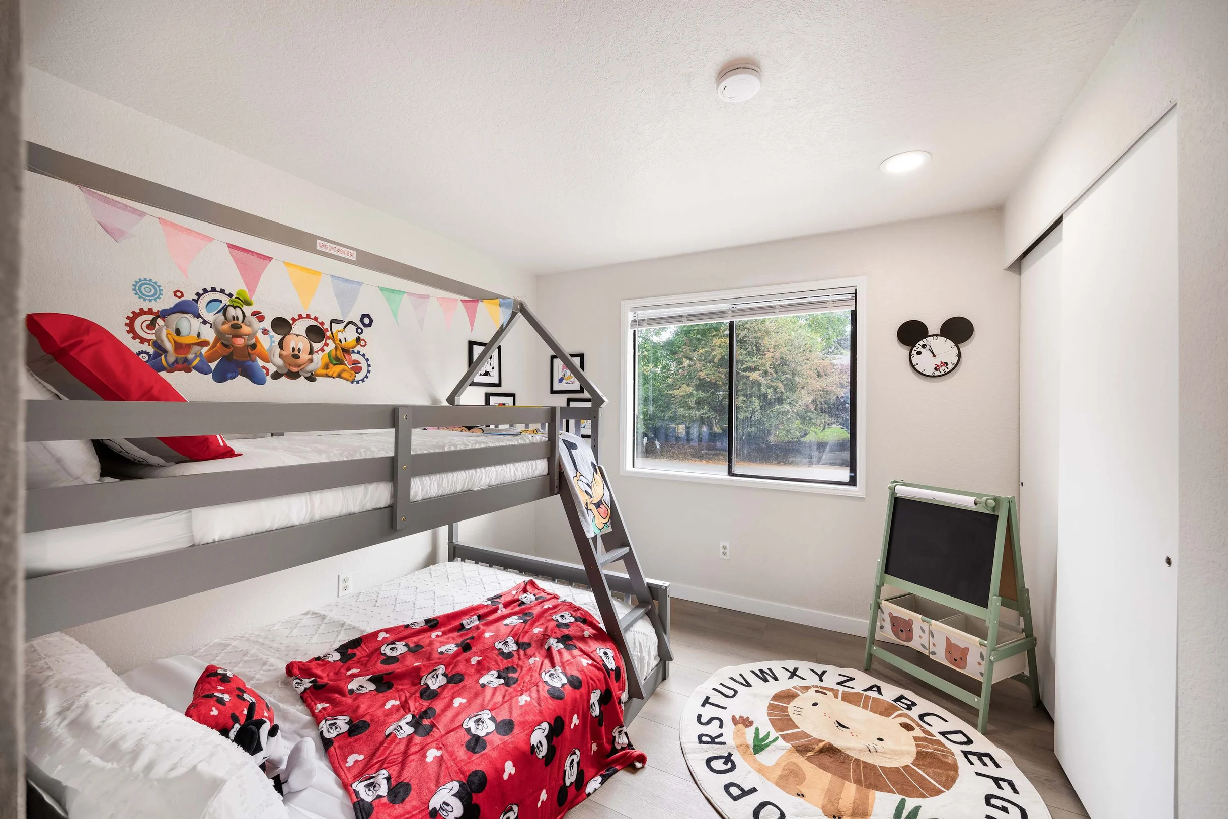 Home in Seattle property photo 5