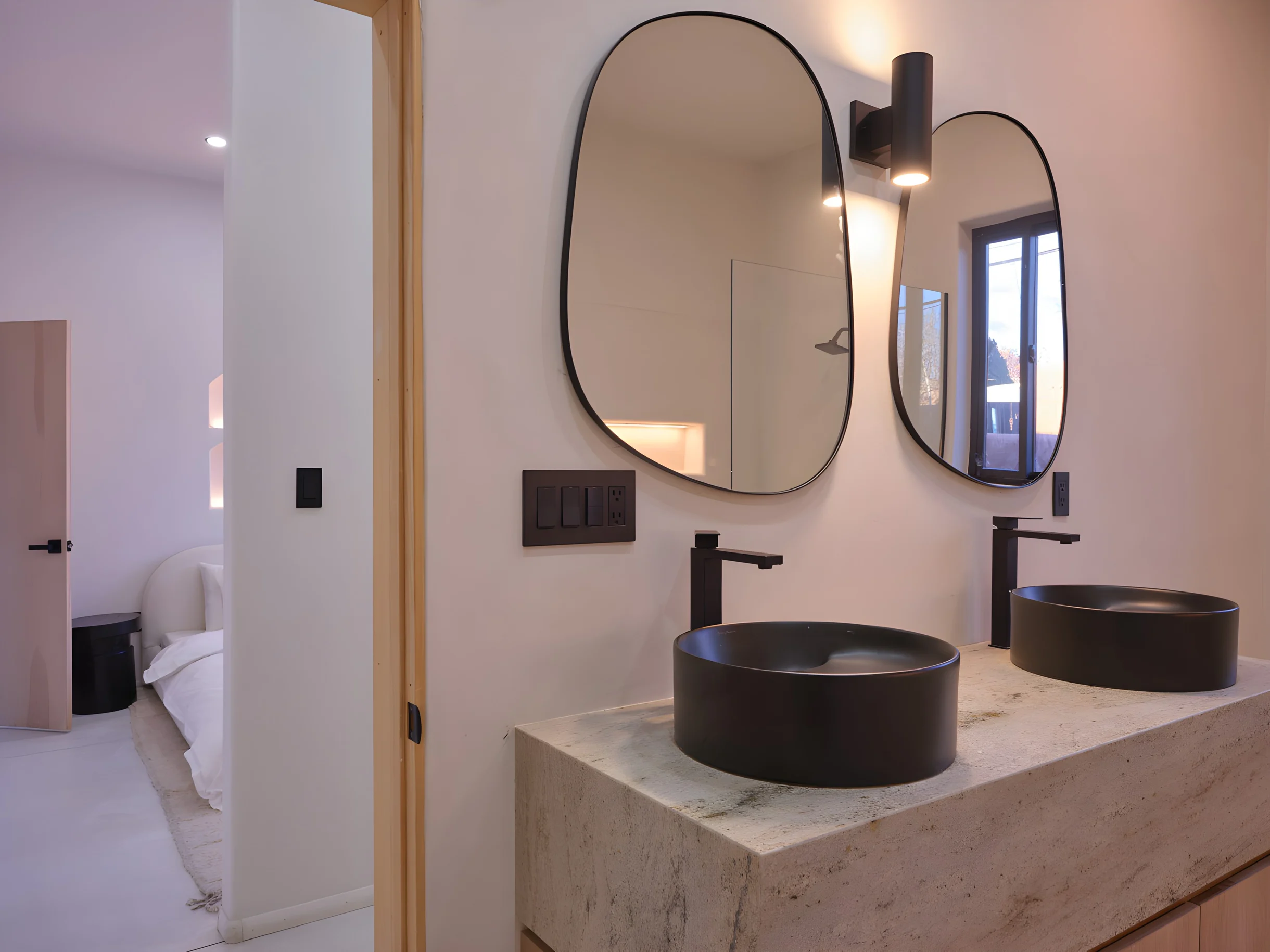 The Nicho House: Ultra-Modern Adobe - Near Plaza #17