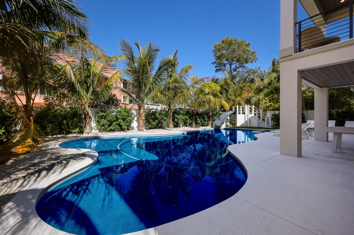 Wander Lido Palms #5