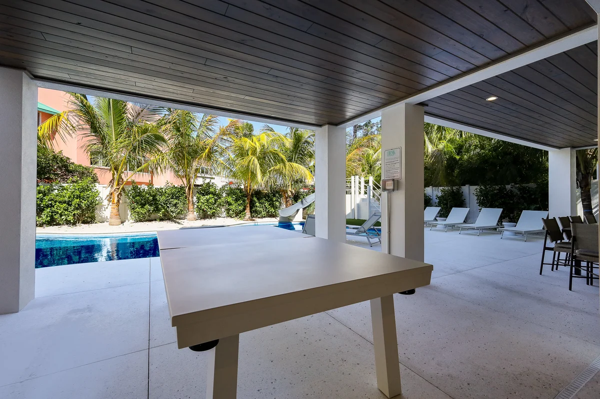 Wander Lido Palms #74