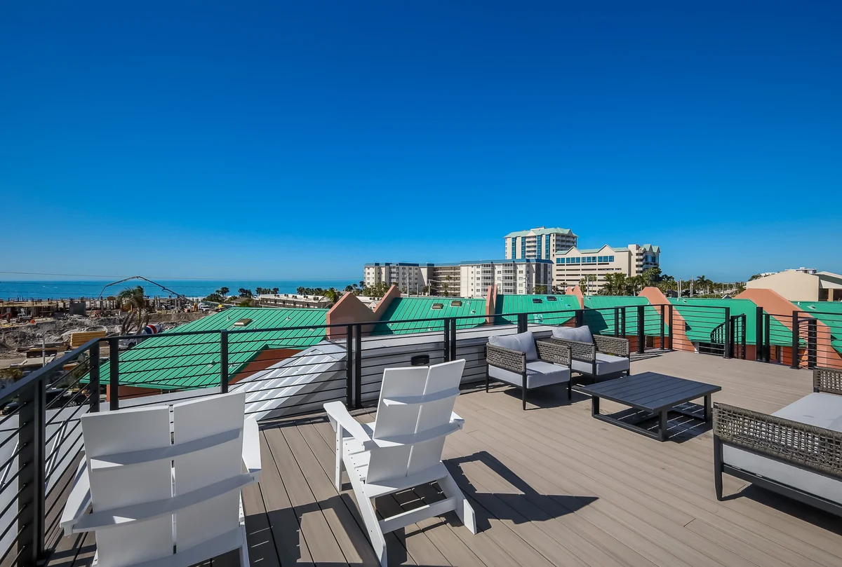 Wander Lido Palms #41