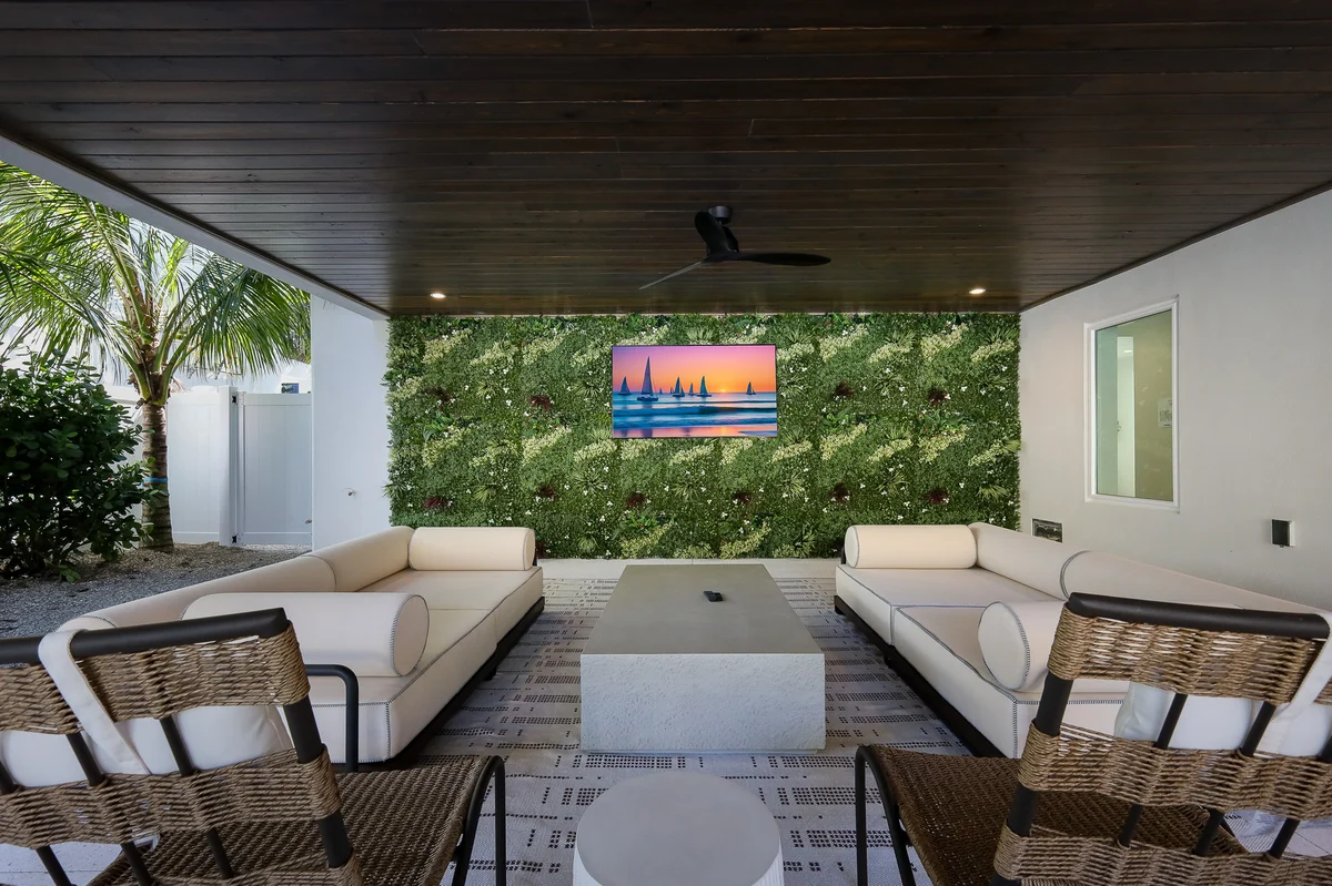 Wander Lido Palms #43