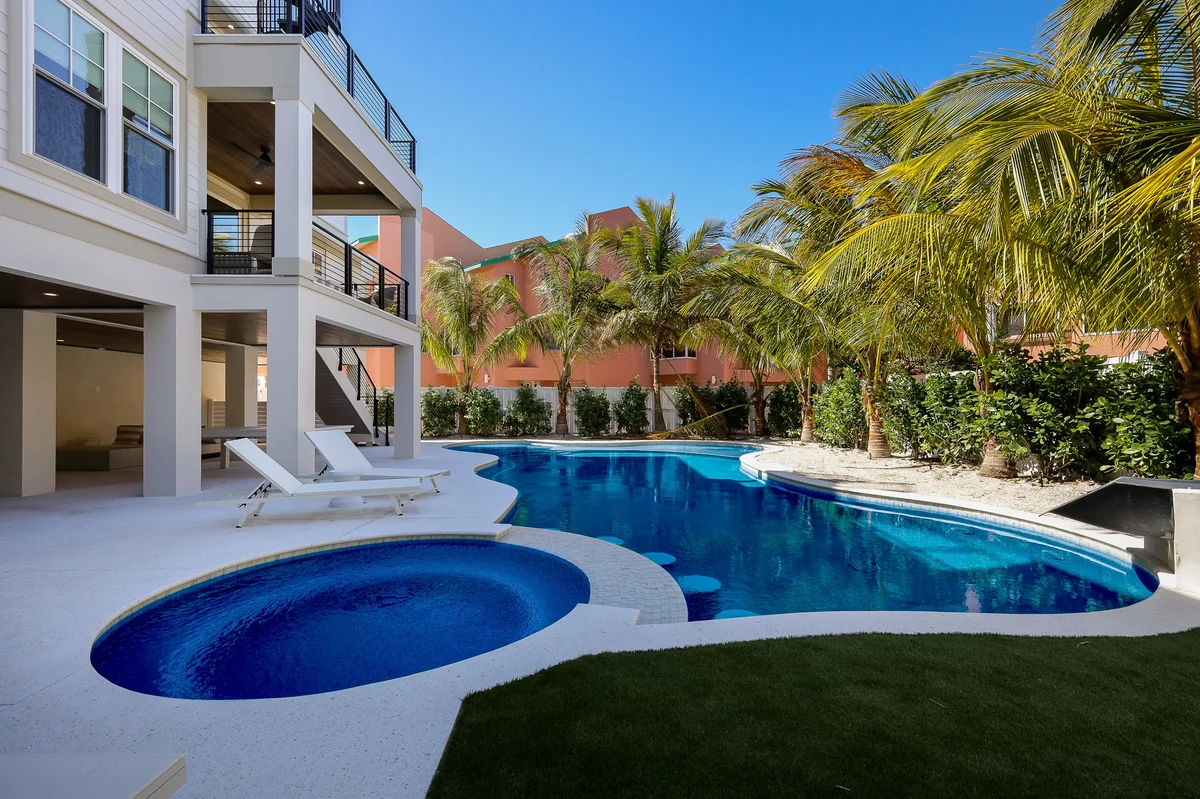 Wander Lido Palms #63