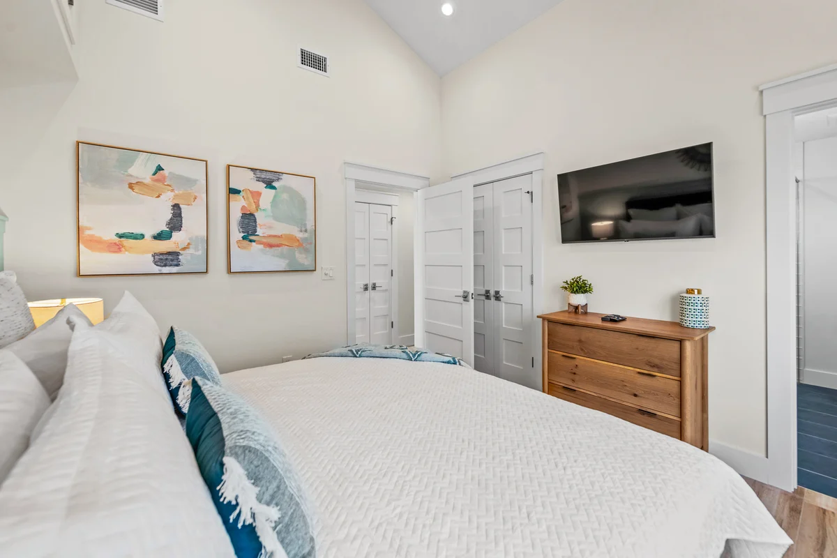 Wander Lido Tides #33