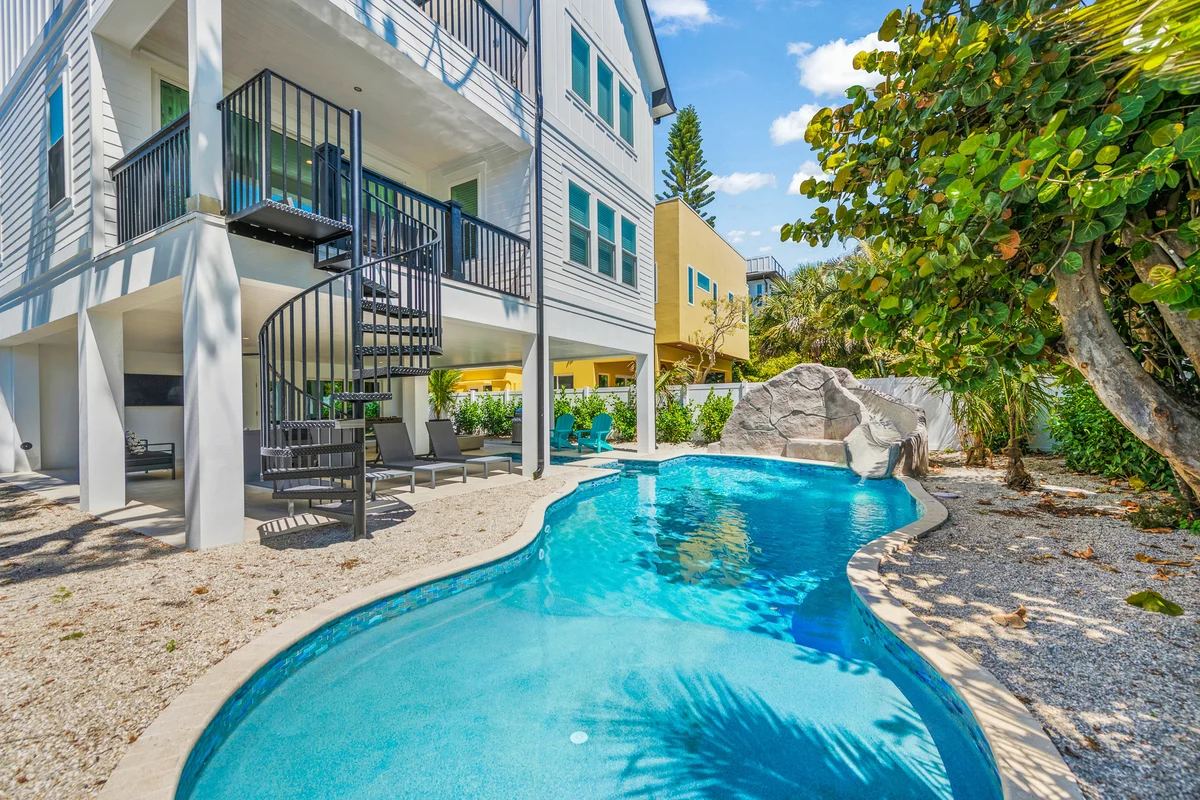 Wander Lido Tides #9