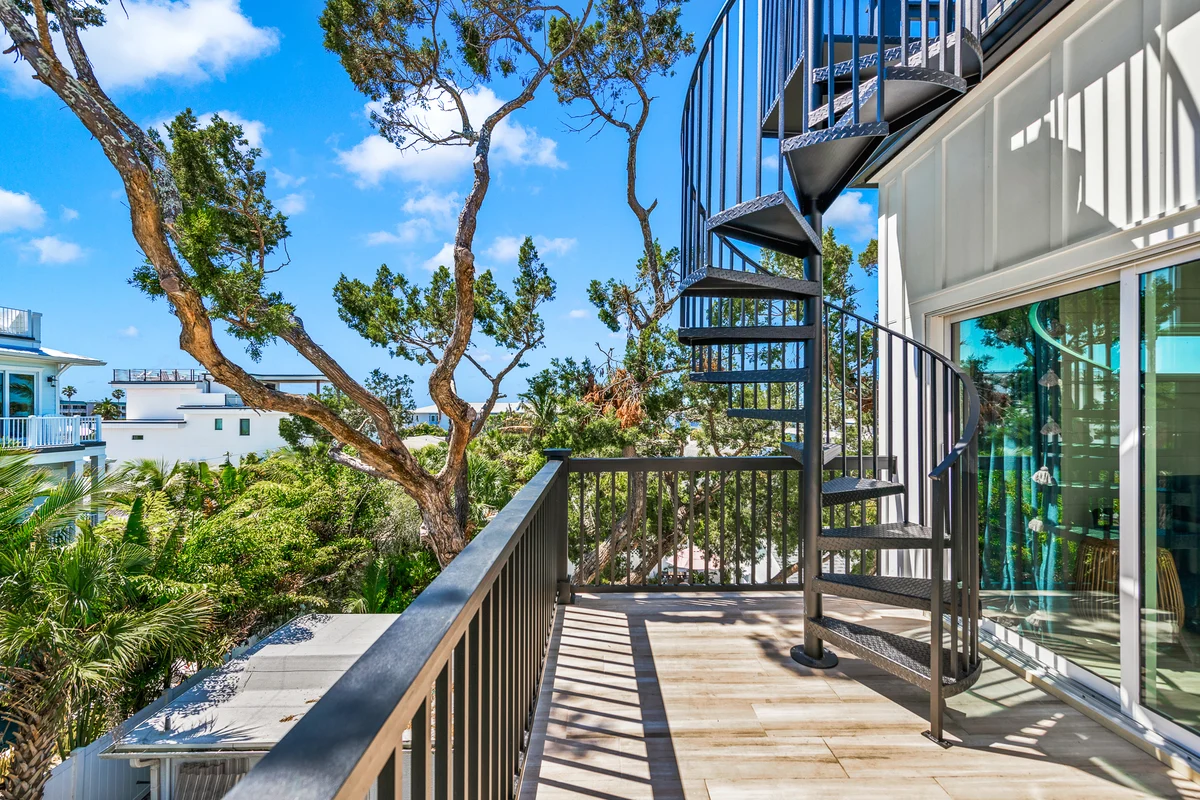 Wander Lido Tides #65