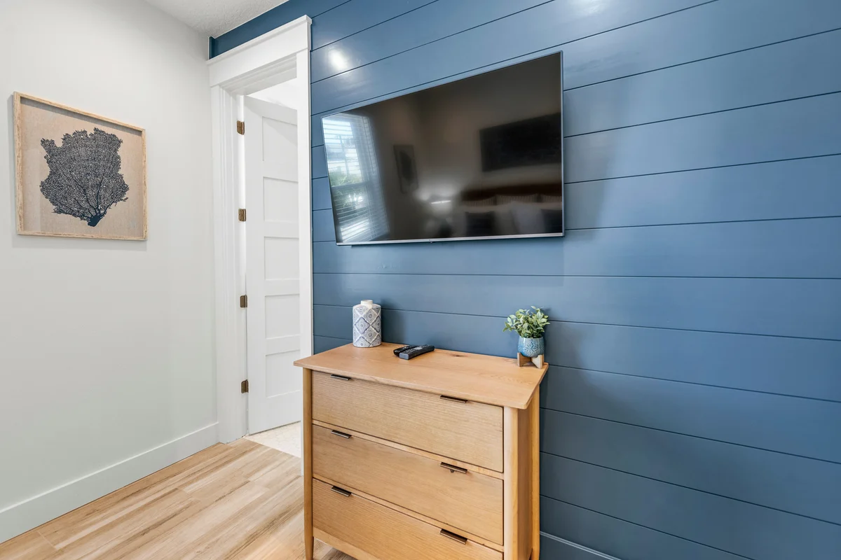 Wander Lido Tides #41