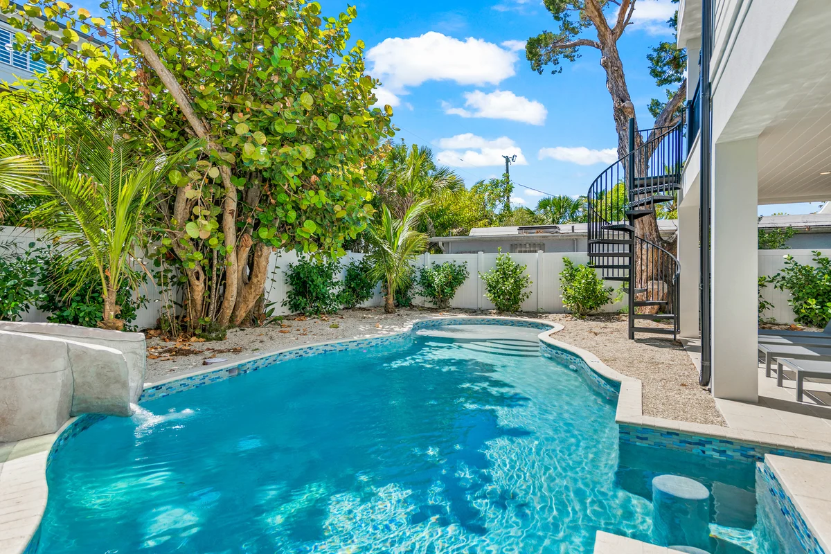 Wander Lido Tides #56