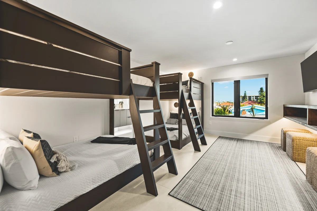 Wander Lido Retreat #40