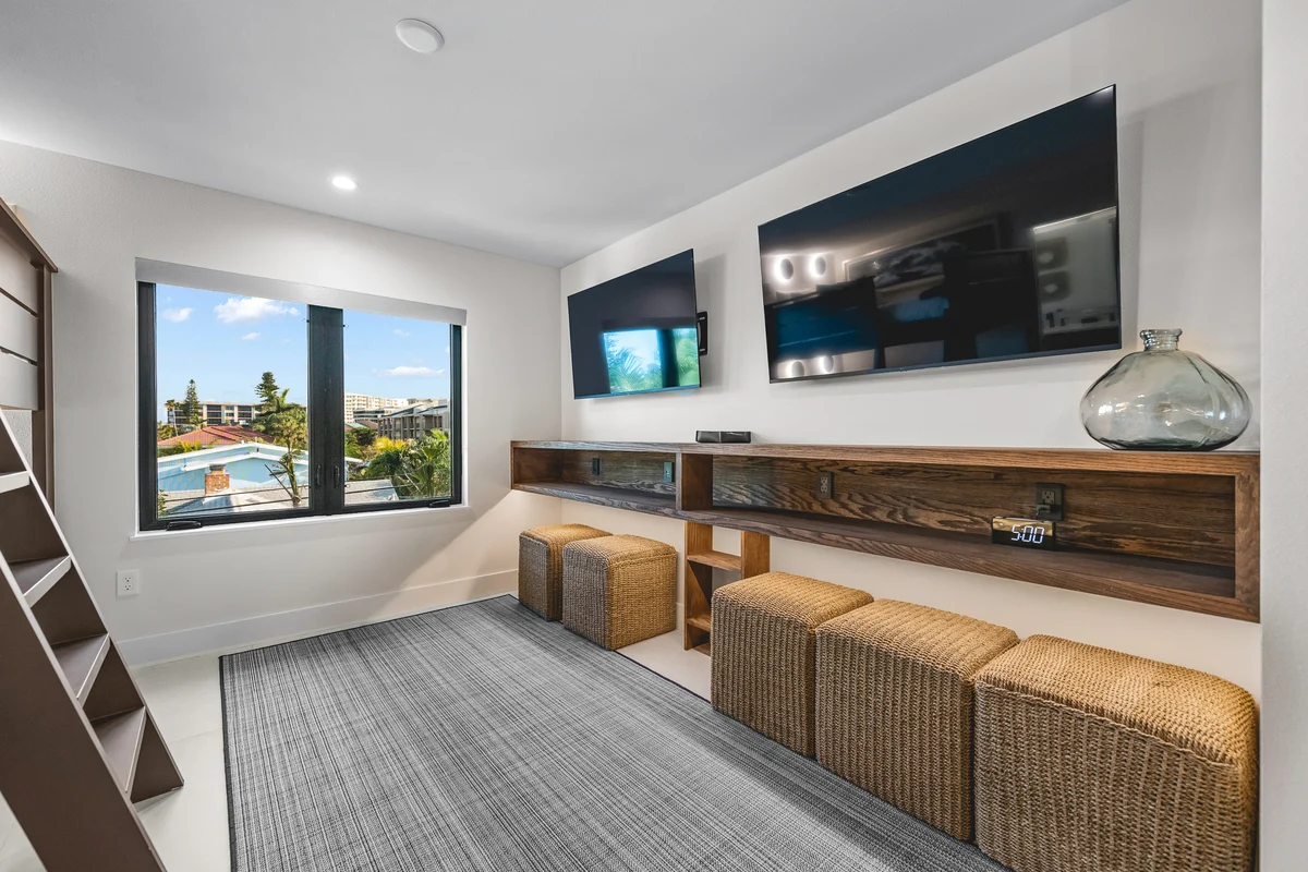 Wander Lido Retreat #53