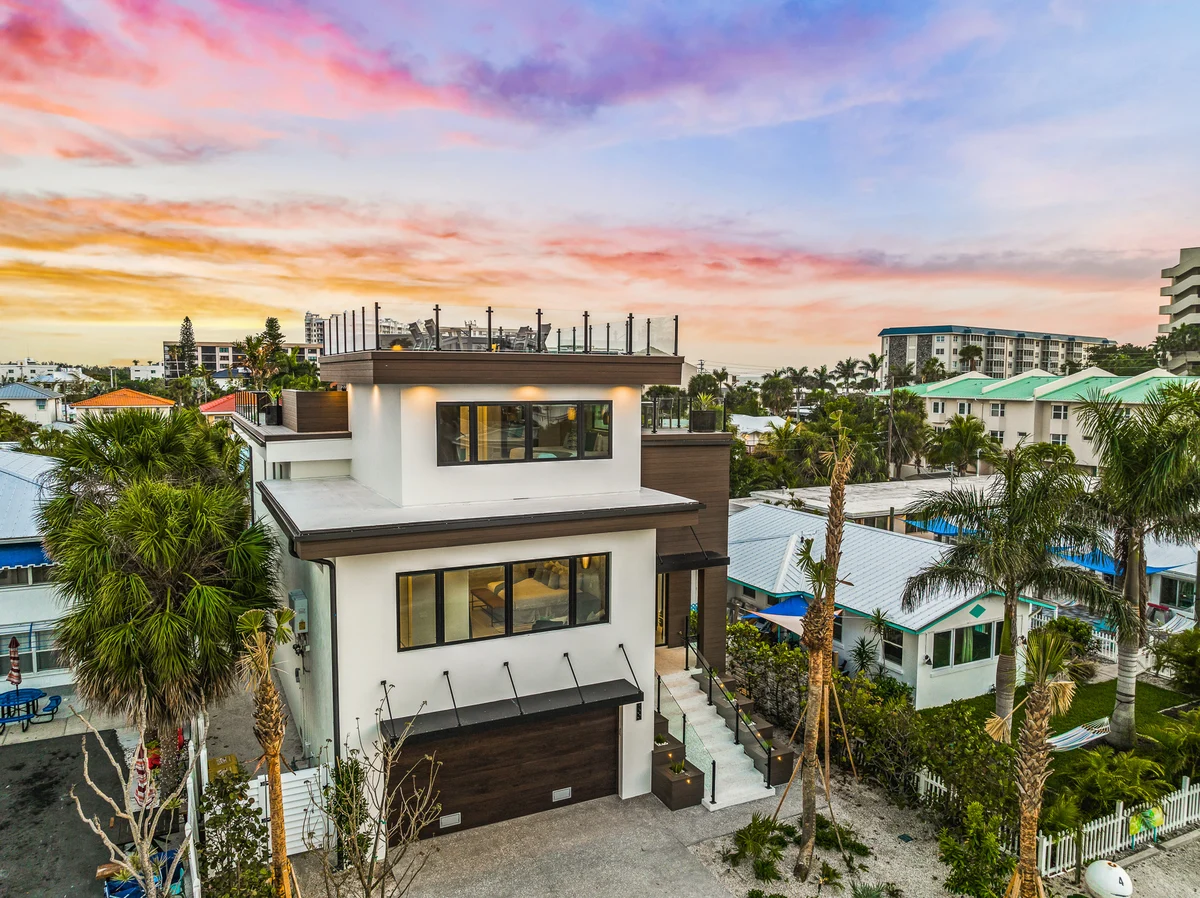 Wander Lido Retreat #66