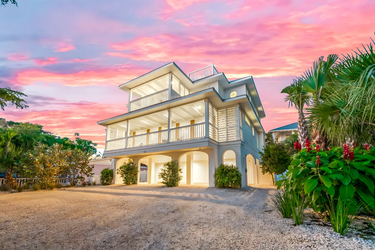 Wander Siesta Key Golden