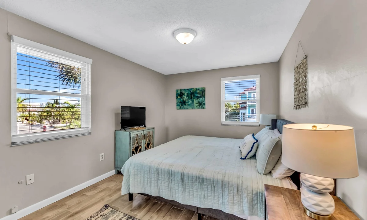 Wander Holmes Beach Pier #24