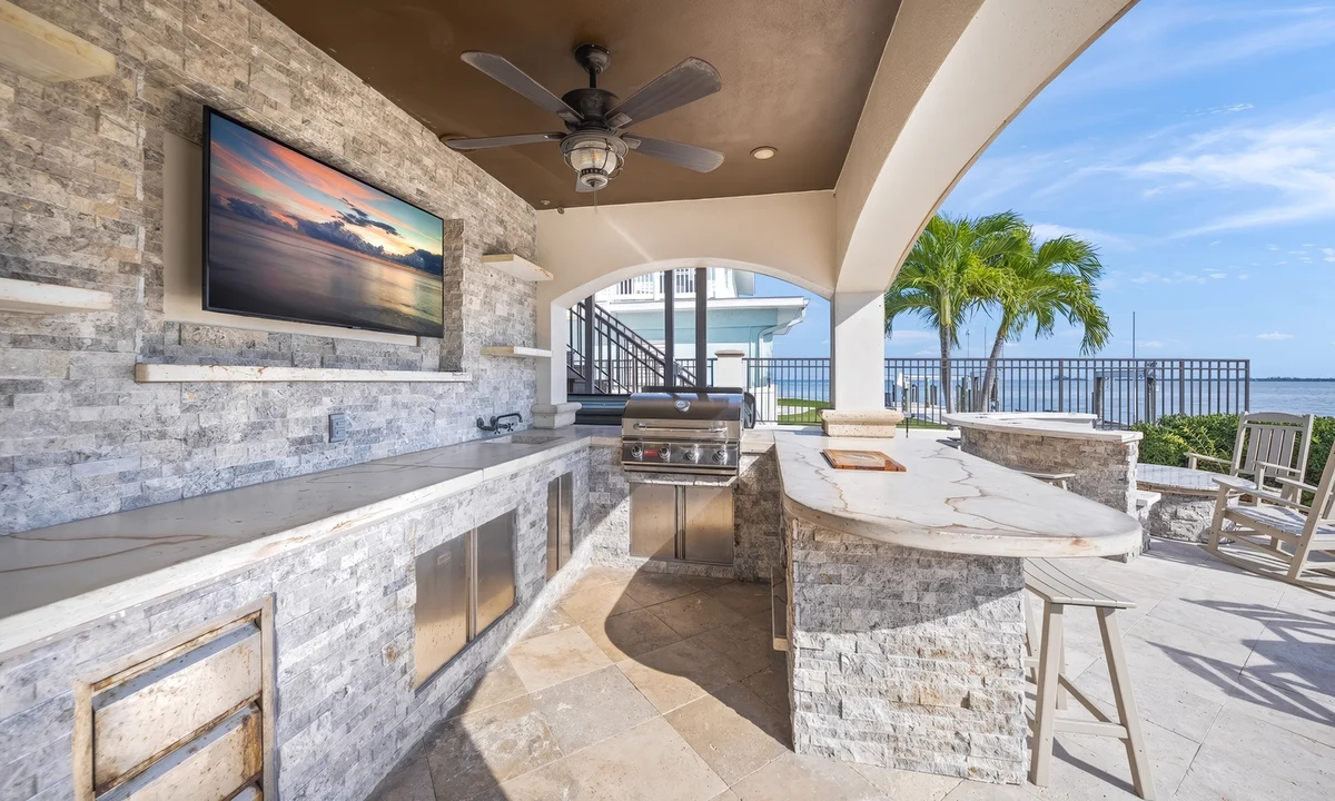 Wander Holmes Beach Harbor #28